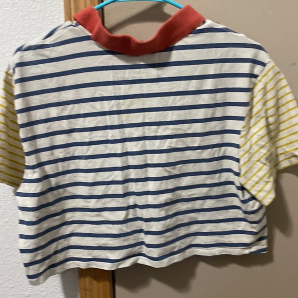 Crop top - Picture 2 of 3